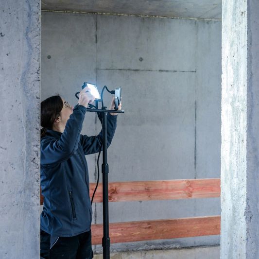 Brennenstuhl LED bouwlamp Jaro 6060 T 4800 Lumen - met statief en stekkerkabel