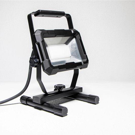 LED bouwlamp op standaard S-rek waterdicht met stekker – 30 Watt