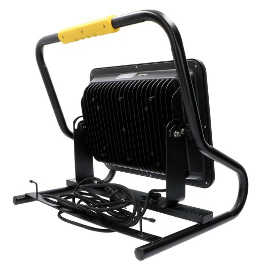 LED bouwlamp op standaard waterdicht klasse 2 – 150 Watt