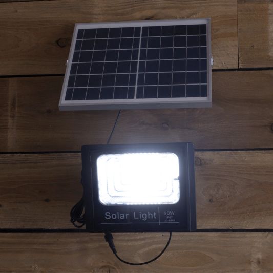 Solar LED schijnwerper Capital III met los zonnepaneel