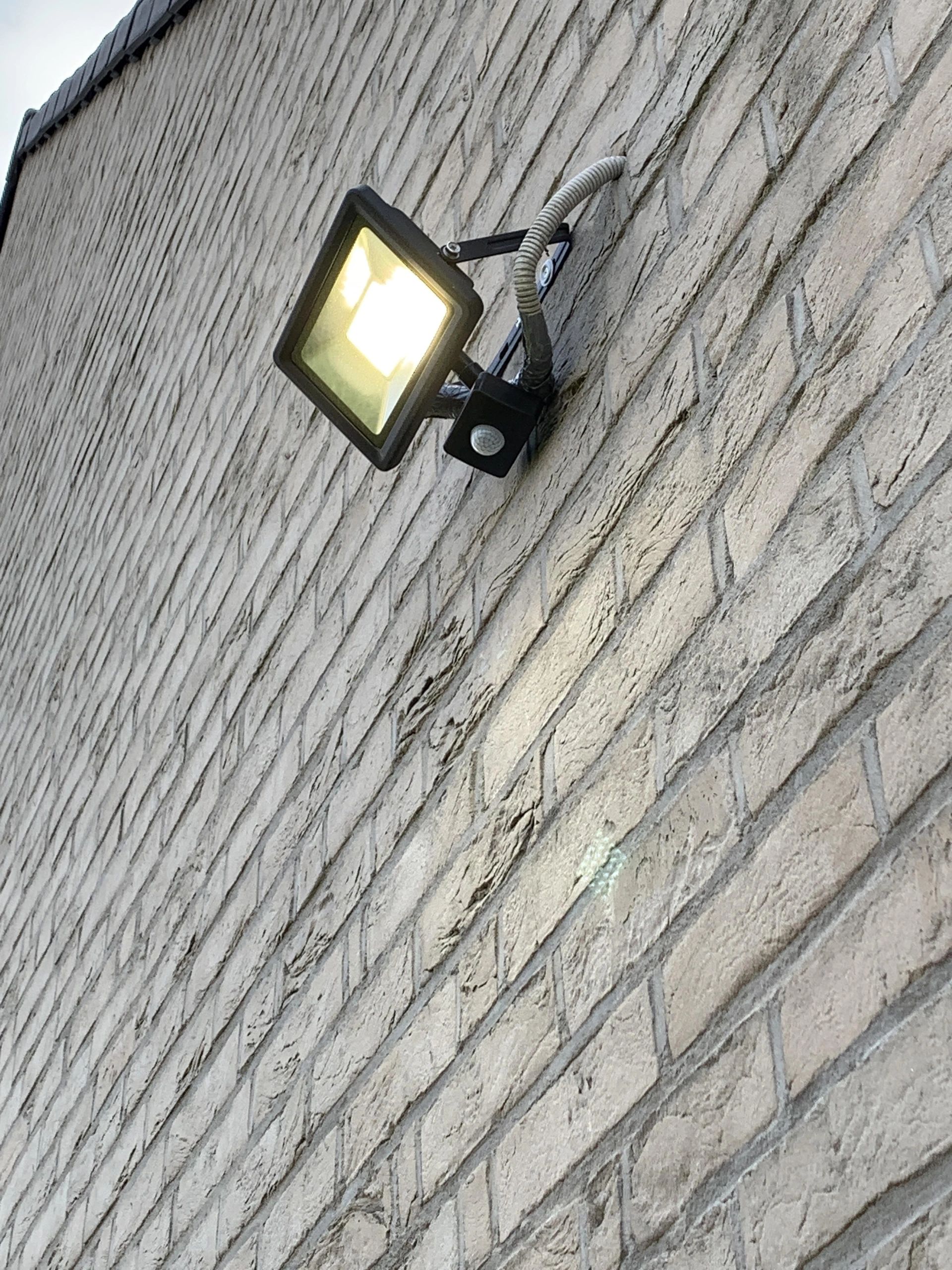 LED schijnwerper aluminium met sensor - 30 Watt